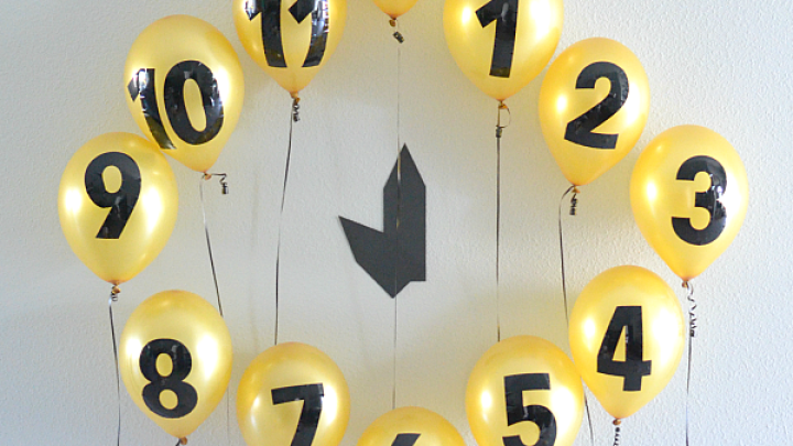 New Years Eve Balloon Clock