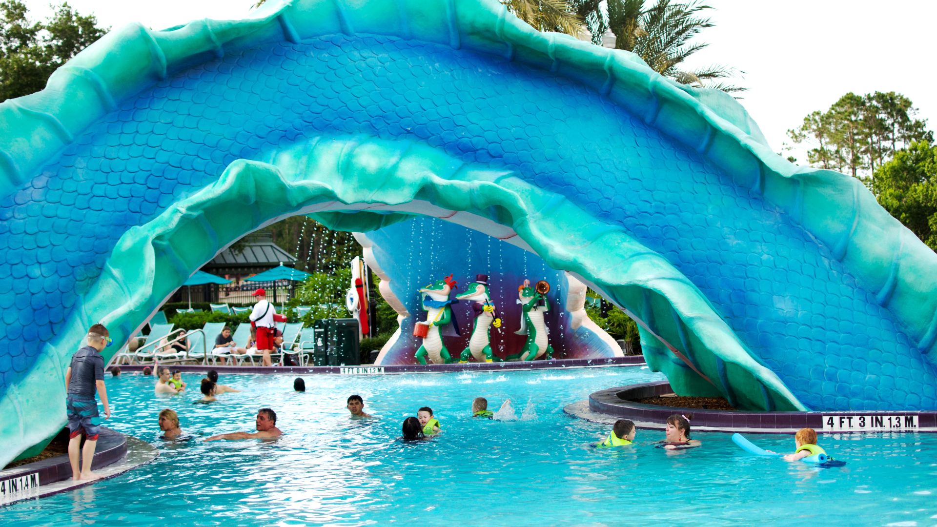 Swimming pool at Disney's Port Orleans French Quarter 