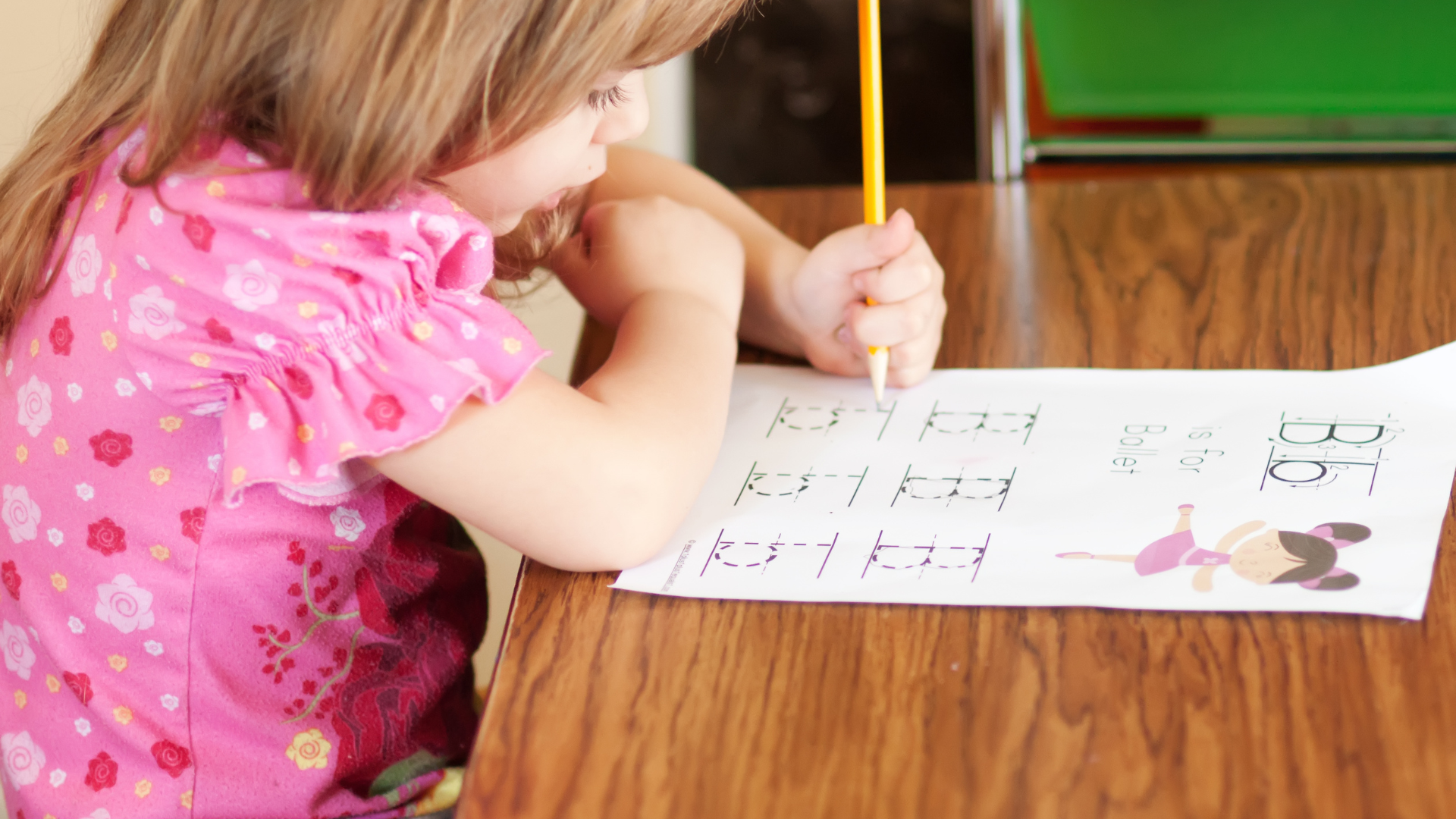 Preschooler learning the letter B while homeschooling in Louisiana 