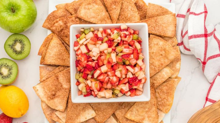 Fruit Salsa with Cinnamon Sugar Chips FB LINK