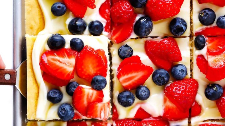 Red White Blue Berry Fruit Pizza Recipe 1 1 scaled