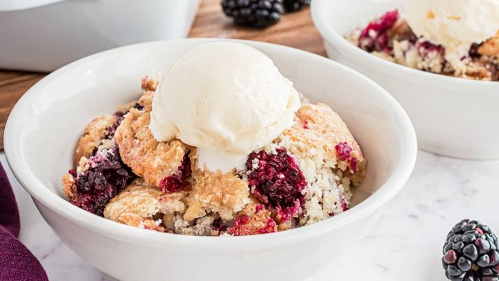 blackberry cobbler horiz pic